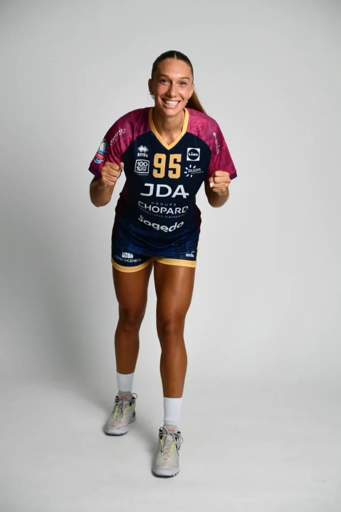 Laura Fauvarque