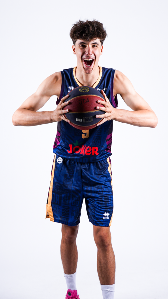 Tom